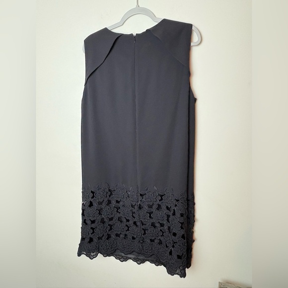 Tahari Gray Sleeveless Dress with Floral Hem - Picture 6 of 9